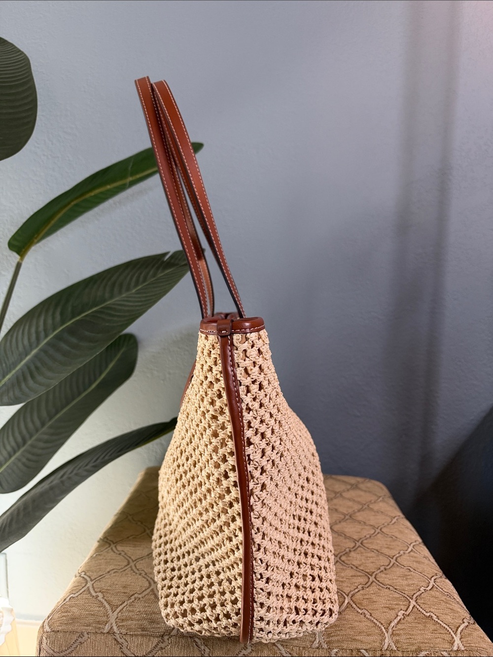 Marc Jacobs Woven Tote Bag with Brown Leather Trim - Picture 5 of 7